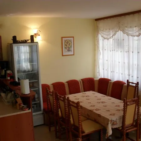 Krista Guest house 3*
