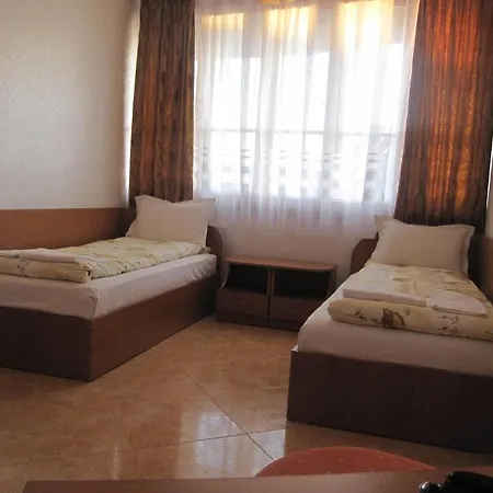 Krista Guest house 3*
