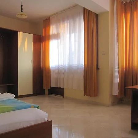 Krista Guest house