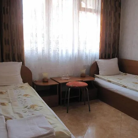 Krista Guest house 3*