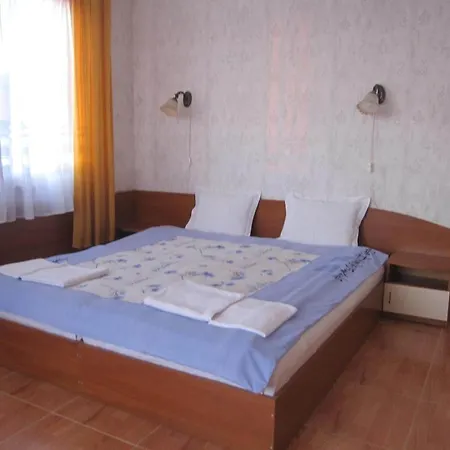 Vila Krista بيت ضيافة ساني بيتش