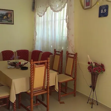 بيت ضيافة Vila Krista 3*