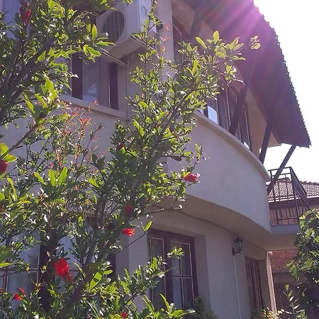 بيت ضيافة Vila Krista